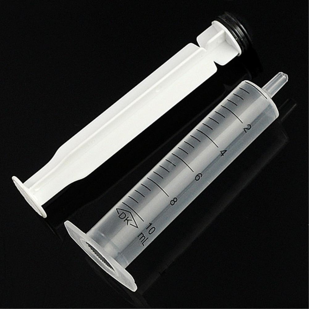 Plastic syringe without needles